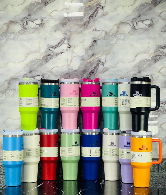 ماگ استنلی دسته دار(۱.۱۸ لیتر ) Quencher H2.O Tumbler طرح ساده