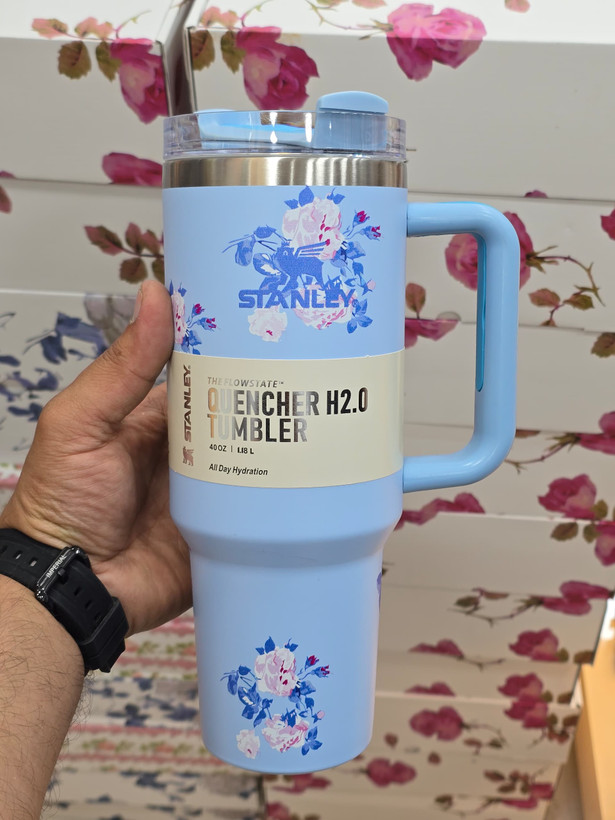 ماگ استنلی دسته دار طرح کادویی همراه با جعبه زیبا (۱.۱۸ لیتر ) Quencher H2.O Tumbler