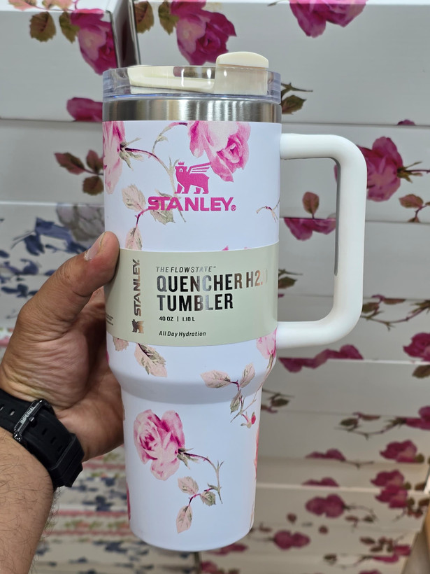 ماگ استنلی دسته دار طرح کادویی همراه با جعبه زیبا (۱.۱۸ لیتر ) Quencher H2.O Tumbler