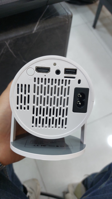 ویدئو پروژکتور Hy300 رم خور مدل کارتن طلایی اورجینال Ultra HD 4K