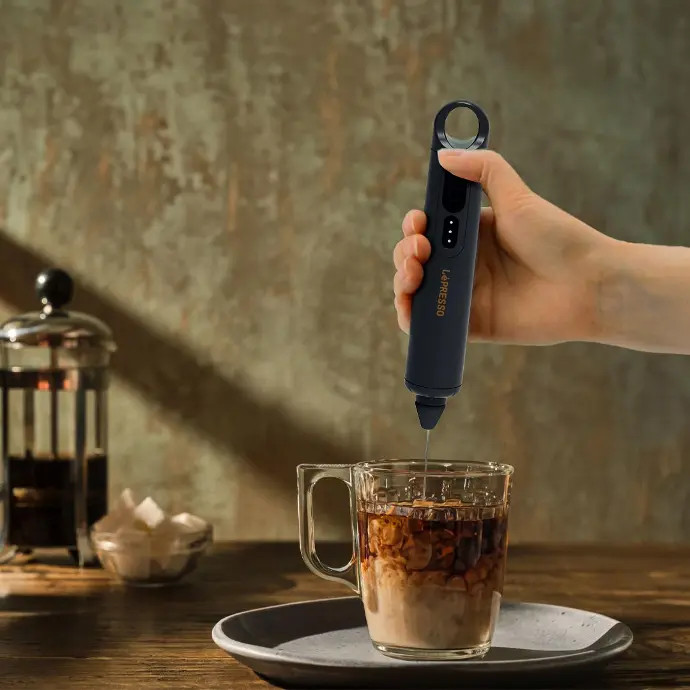 کف ساز شیر و همزن شارژی دستی LePresso مدل LPCFFM0014 با ۳ سرعت و ۳ سری